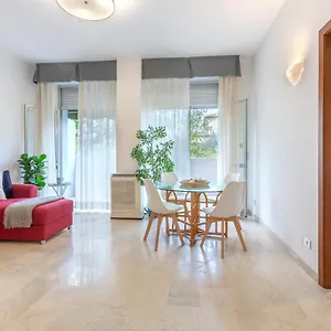 ferrara-a-5-min-dalla-stazione-apartment-x5.emilia-romagnahotels.net/