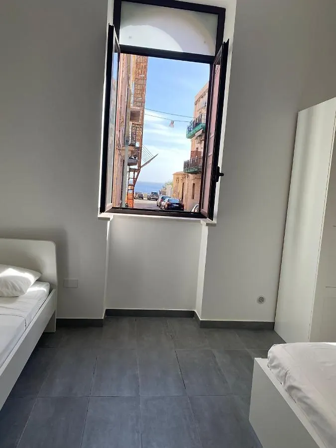 Dionisio Apartments Syracuse