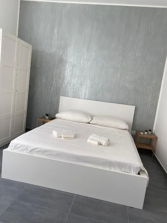 Dionisio Apartments Syracuse